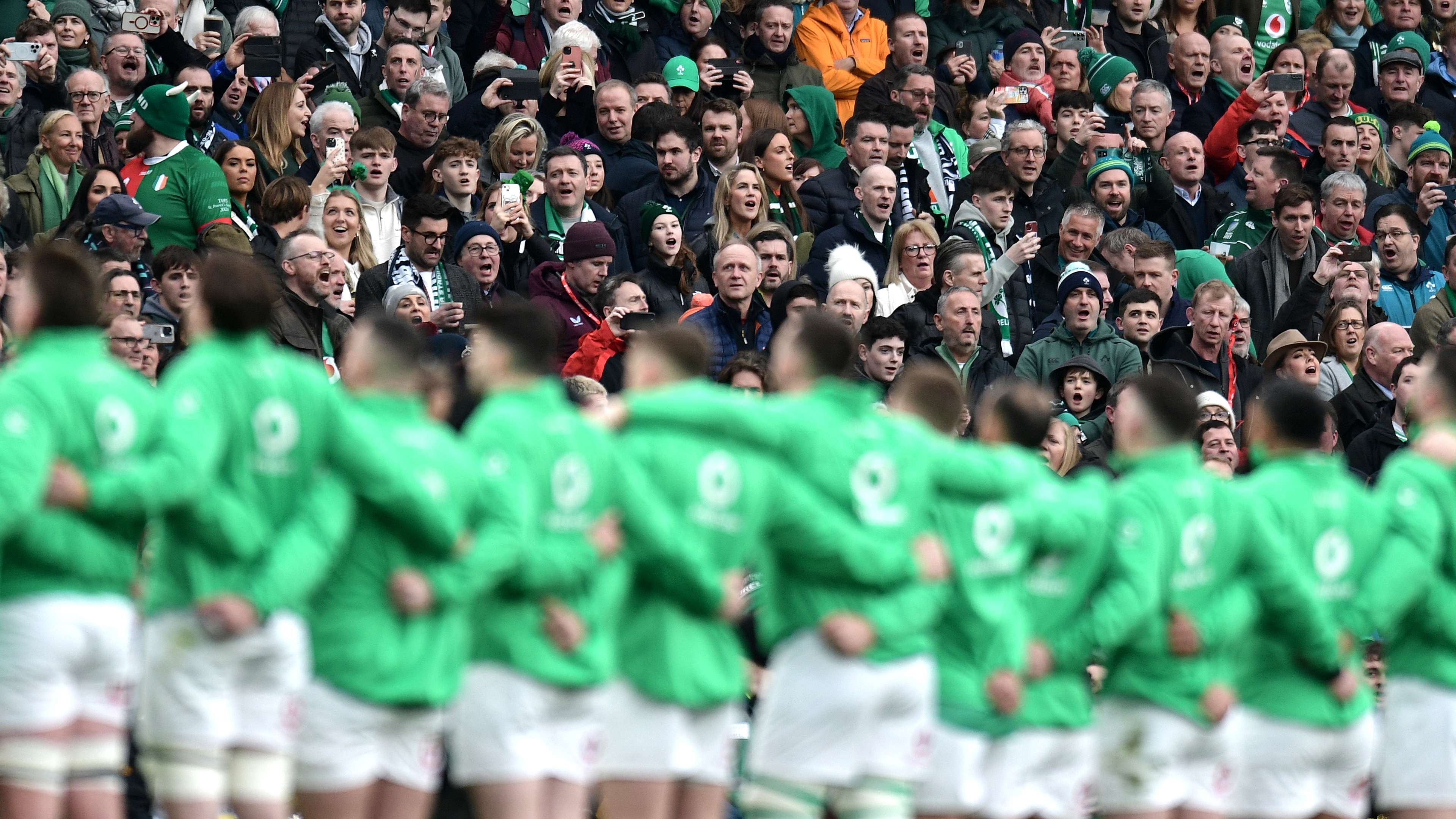 和巴塞罗那 和巴塞罗那